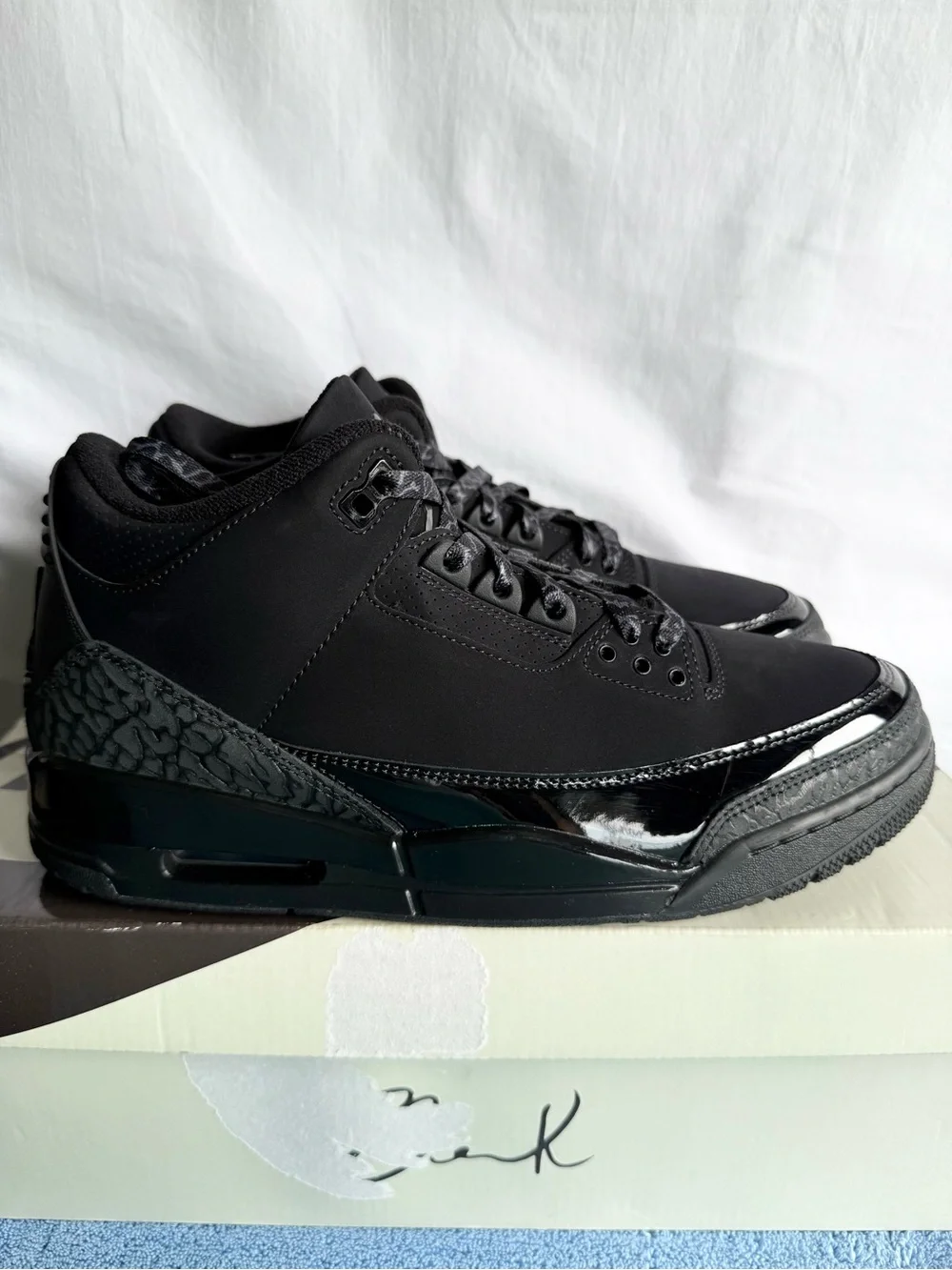 AUTHENTIC Jordan 3 Retro Black Cat size 10.5 CT8532-001 2025 VNDS